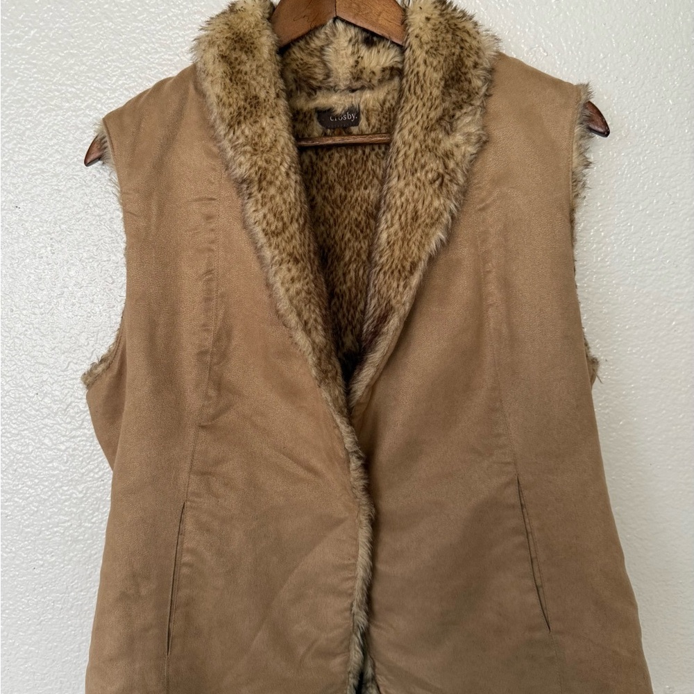 crosby Tan Faux Fur Collar Vest Size L